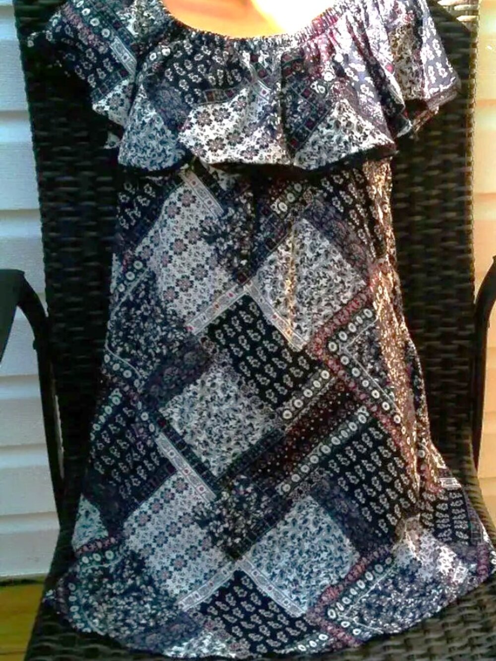 TRIXXIE DRESS SIZE SMALL BLUE RED WITH RUFFLE NECK